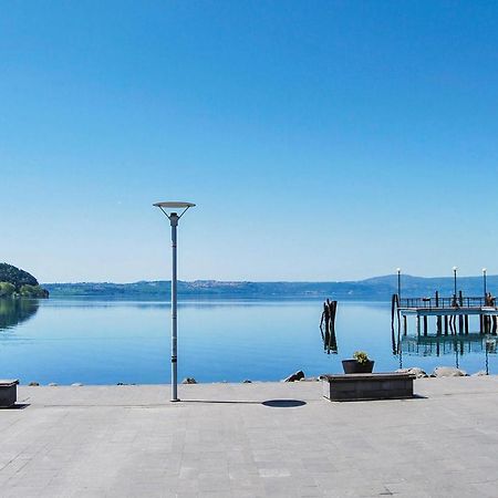 Cozy Home In Anguillara Sabazia With Kitchenette Екстериор снимка