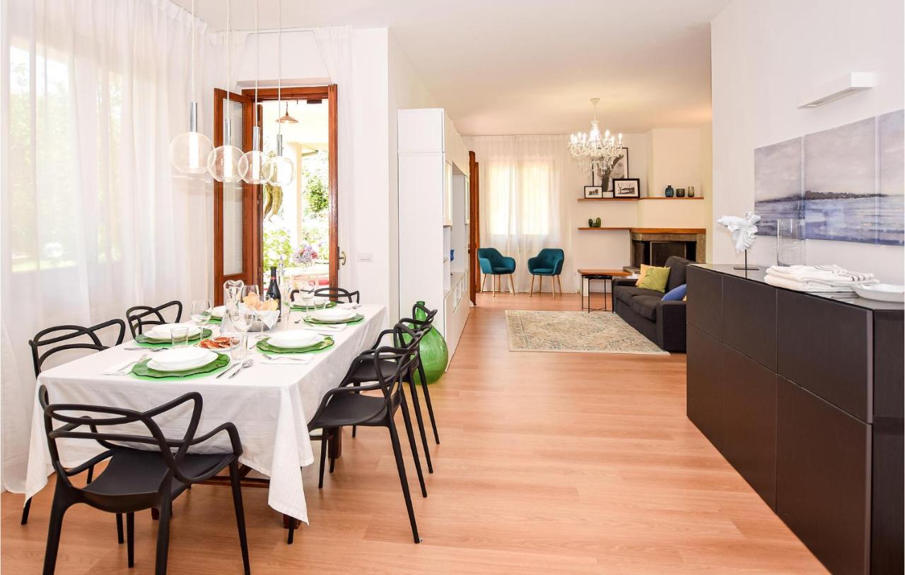 Cozy Home In Anguillara Sabazia With Kitchenette Екстериор снимка